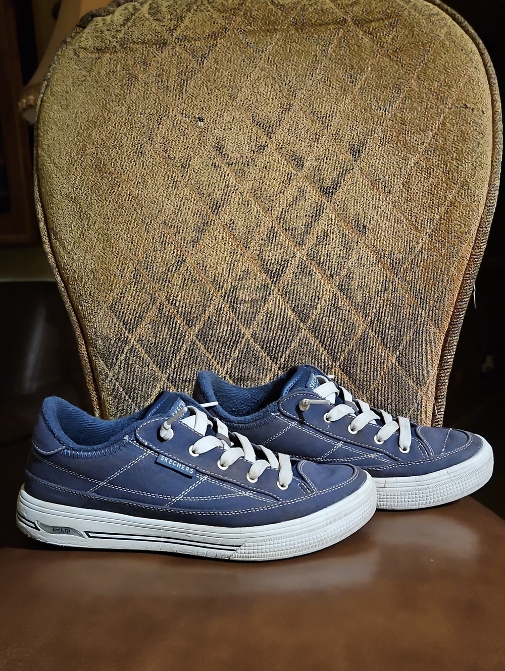 Skechers Street Arch Fit Arcade Arcata Navy Blue White Slip On Sneakers Shoes